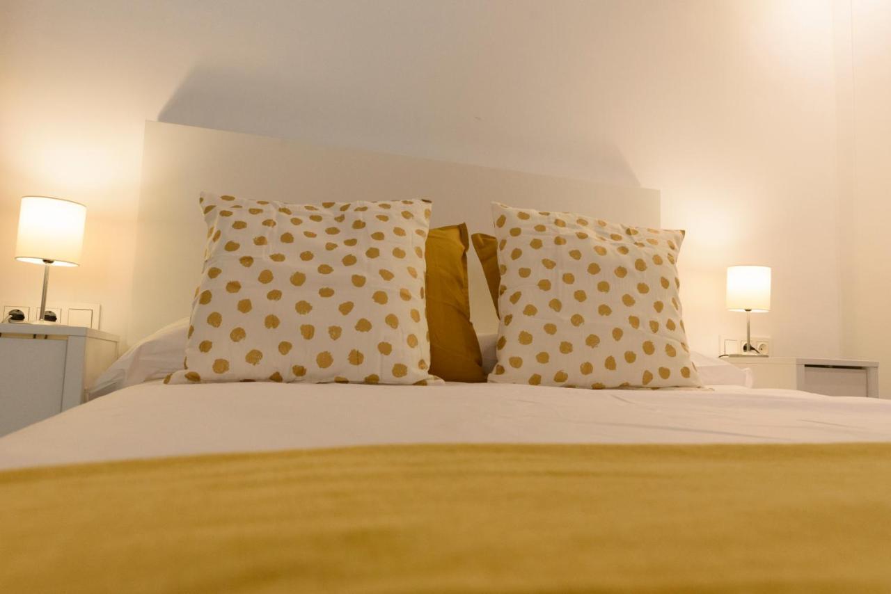 Apartamentos Constitucion By Renthas Malaga Ngoại thất bức ảnh