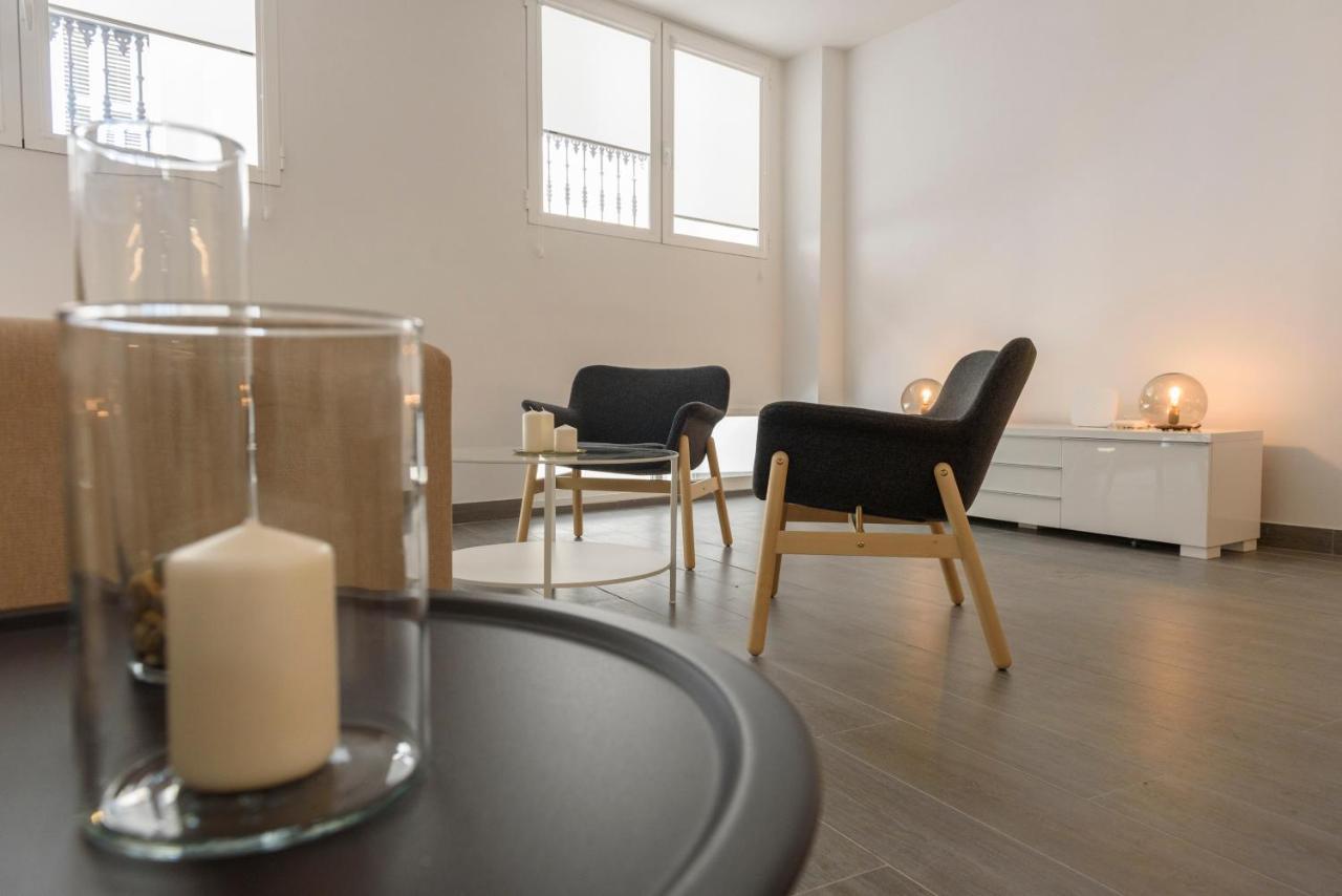 Apartamentos Constitucion By Renthas Malaga Ngoại thất bức ảnh