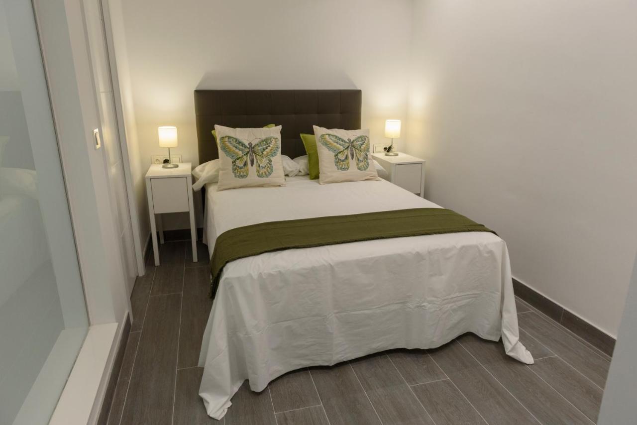 Apartamentos Constitucion By Renthas Malaga Ngoại thất bức ảnh