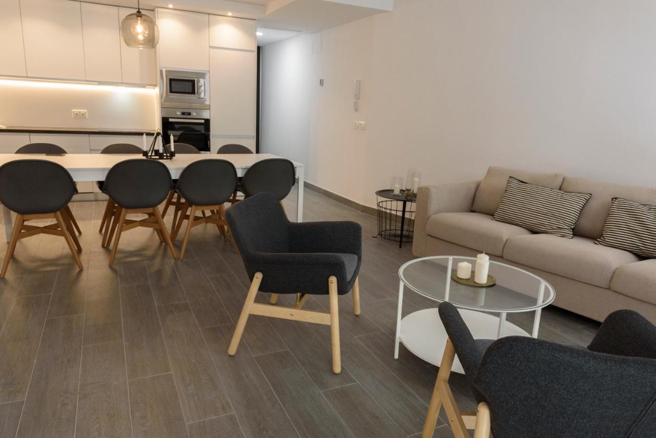 Apartamentos Constitucion By Renthas Malaga Ngoại thất bức ảnh