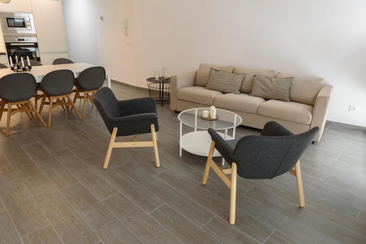 Apartamentos Constitucion By Renthas Malaga Ngoại thất bức ảnh
