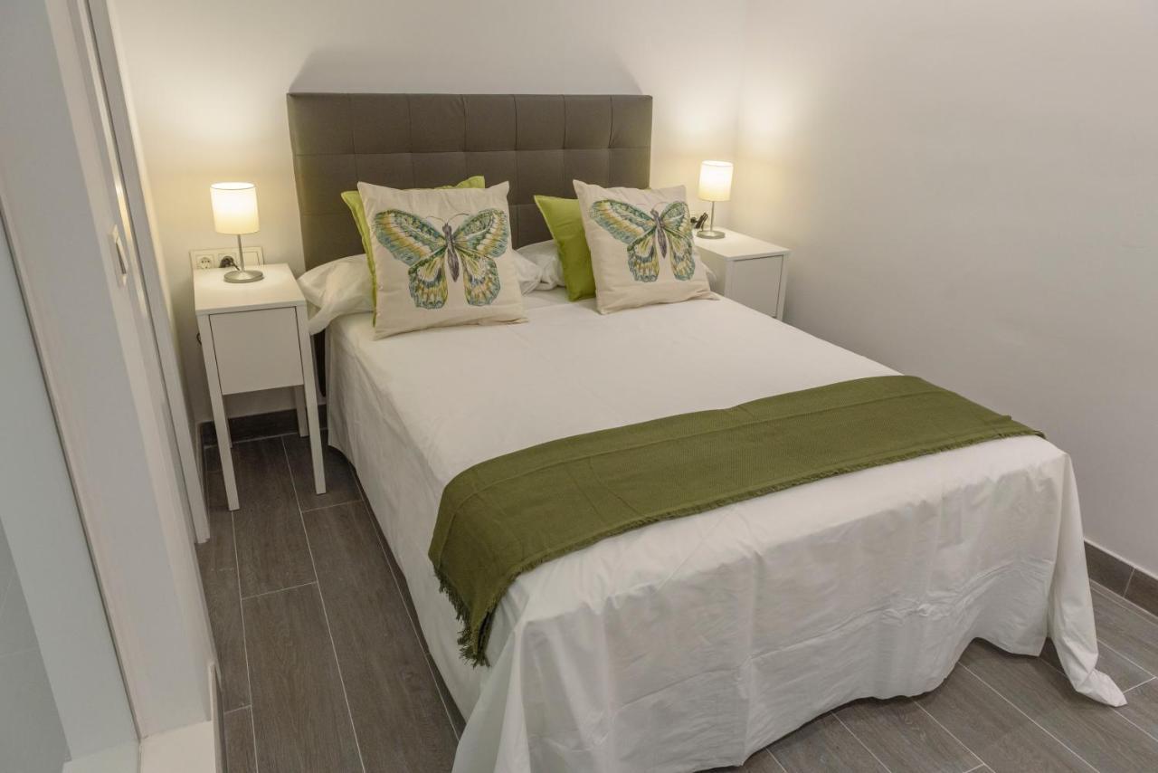 Apartamentos Constitucion By Renthas Malaga Ngoại thất bức ảnh