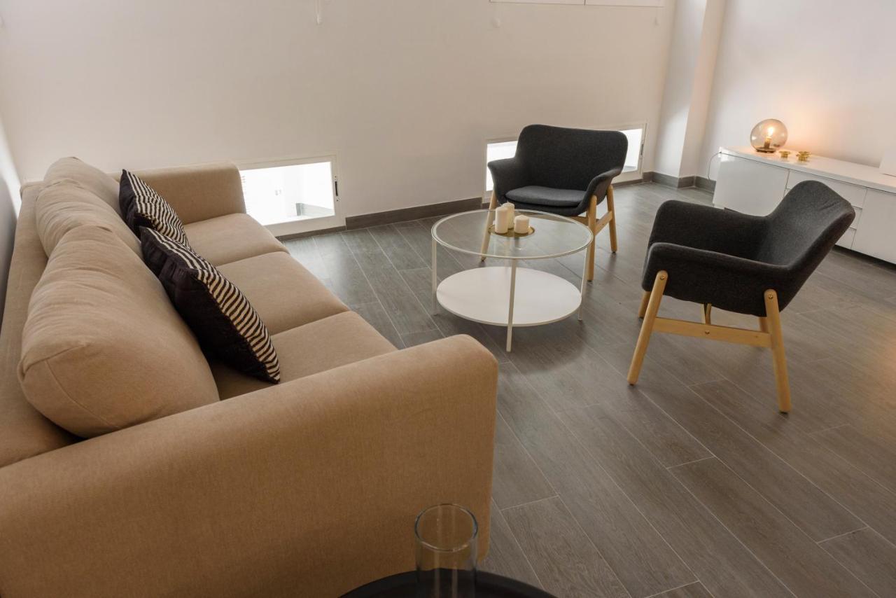 Apartamentos Constitucion By Renthas Malaga Ngoại thất bức ảnh