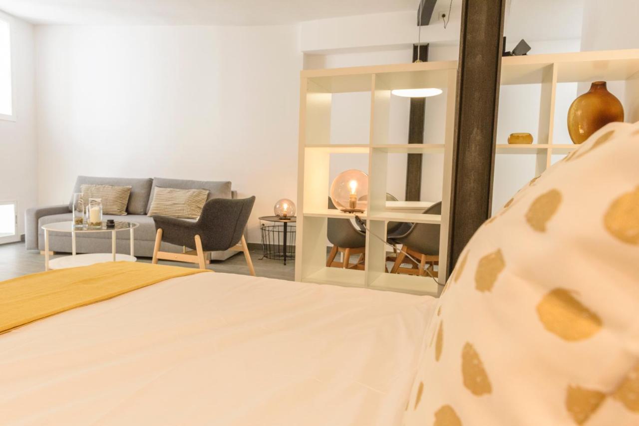 Apartamentos Constitucion By Renthas Malaga Ngoại thất bức ảnh