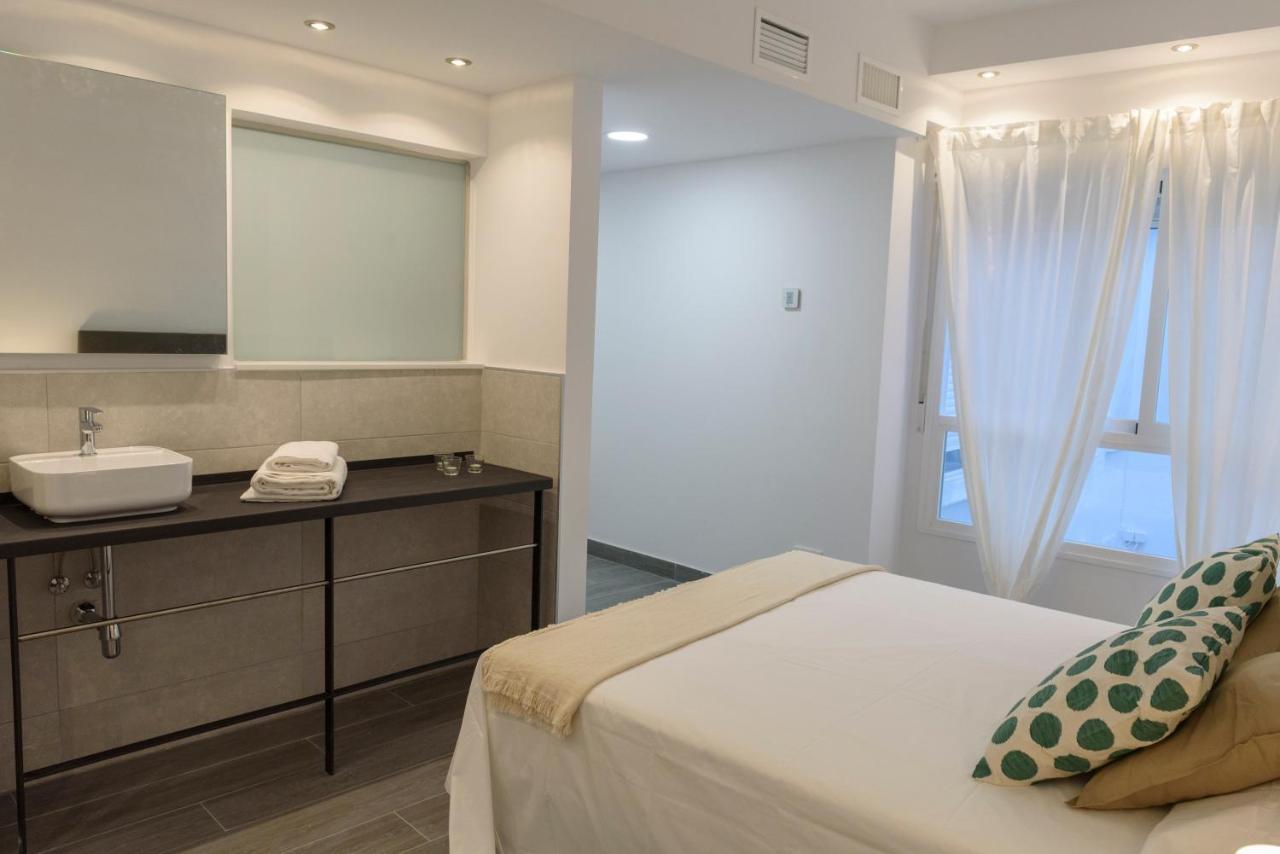 Apartamentos Constitucion By Renthas Malaga Ngoại thất bức ảnh