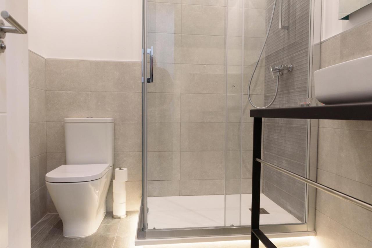 Apartamentos Constitucion By Renthas Malaga Ngoại thất bức ảnh