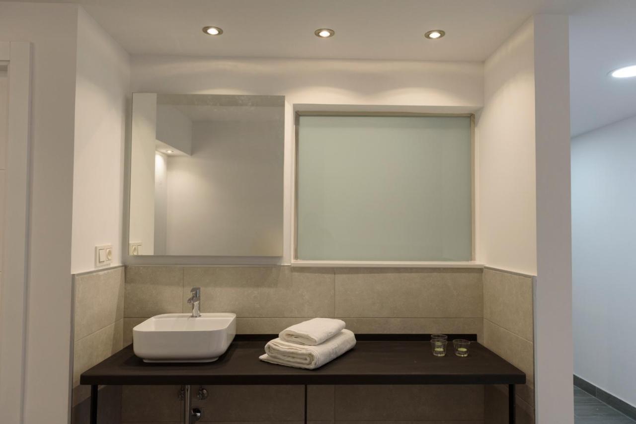Apartamentos Constitucion By Renthas Malaga Ngoại thất bức ảnh